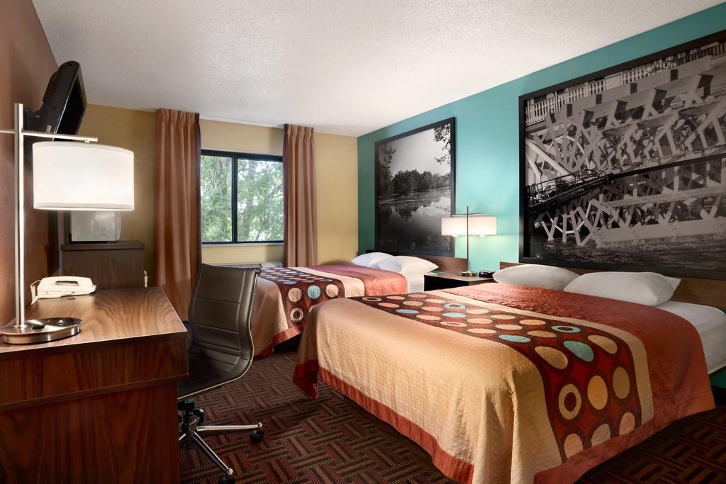 Super 8 By Wyndham Peoria Motel Exterior photo